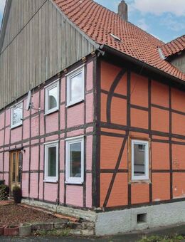 Willkommen zuhause: vielseitig nutzbares Fachwerkhaus samt Garten ruhiger Lage - Steinheim