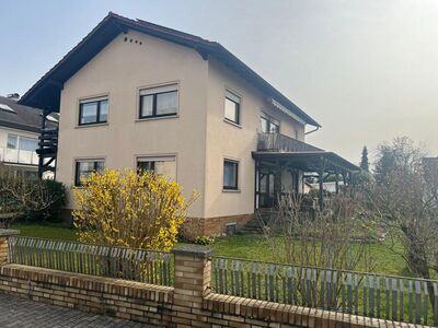 Ein/Zweifamilienhaus in ruhiger Lage und großem Garten