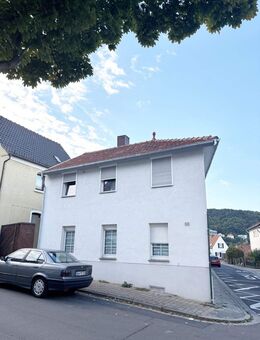 2-3 Familienhaus in zentrumsnaher Lage von Bad Dürkheim - ca. 5,0 % Rendite - Bad Dürkheim