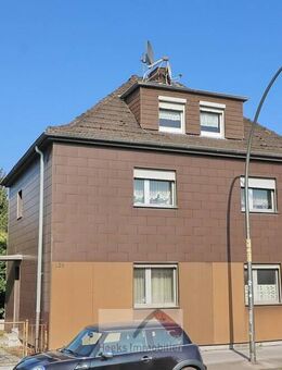 sanierungsbedürftiges 2FH mit Garagen - Gelsenkirchen