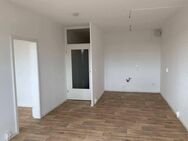 Senioren aufgepasst: Barrierearme und sanierte 2-Raumwohnung mit ebenerdiger Dusche - Leipzig