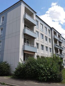 Schöne 3-Zimmer-Wohnung mit EBK und Balkon - Rendsburg