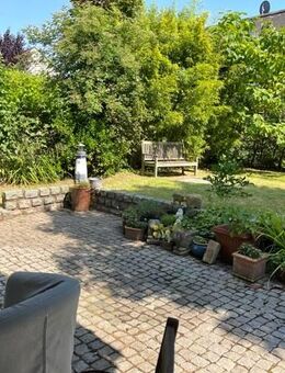 Landliebe: Urbane Wohnkultur in dörflichem Idyll - Köln