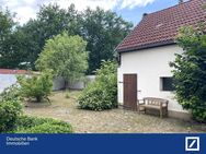 Zweifamilienhaus mit Garten im Hofambiente in Lindow - Lindow (Mark)
