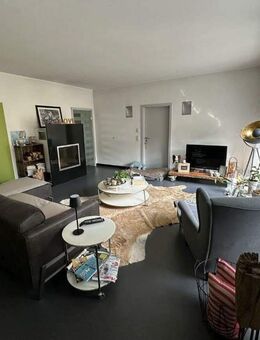 Kernsaniertes Wohntraum-Ensemble mit separater Praxis - großzügig, flexibel und bezugsfertig! - Bünde