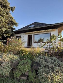 freiste. EFH nahe Klinikum Kassel mit unverbaubaren Fernblick & großem Garten in Kassel -Wolfsanger - Kassel