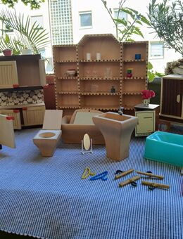 Nostalgische Puppenstuben-Einrichtung und Schlafpüppchen - Neustadt (Weinstraße)