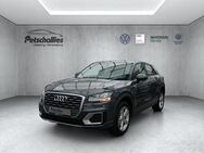 Audi Q2, 35 TFSI sport, Jahr 2020 - Hamburg