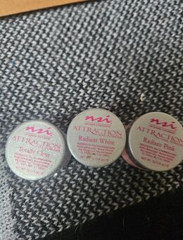 Verkaufe ein Nagelset mit viel zu behör - Hettstedt