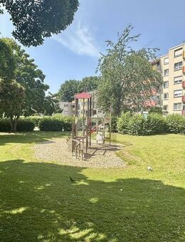 HELLE WOHNUNG IN GRÜNER LAGE - Denzlingen