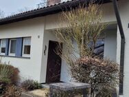 Einfamilienhaus mit großem Grundstück - Böblingen