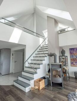 Licht. Architektur. Exklusivität - Maisonettewohnung im Penthouse-Stil mit Weitblick - Lüdenscheid