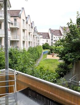 Ruhige 2-Zimmer mit Feierabend-Sonnenbalkon - Nürnberg