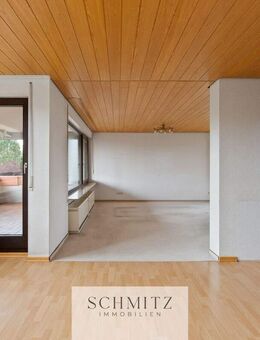 3,5-Zimmer-Wohnung mit zwei Loggien und Garage - ideales Sanierungsobjekt in Sindelfingen-Hinterweil - Sindelfingen