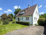 Großes Einfamilienhaus mit Traumgrundstück in Pliezhausen-Rübgarten - Pliezhausen