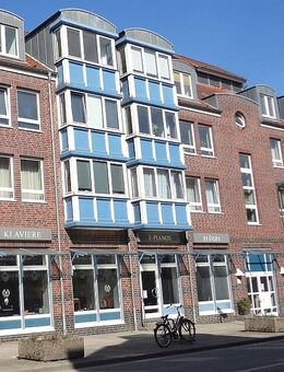 Zentral gelegene gepflegte 3-Zimmer-DG-Wohnung in Ahrensburg - Ahrensburg