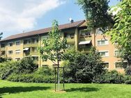 Aussicht ins Grüne: Helle 2-Zimmerwohnung mit Balkon - Frankfurt (Main)