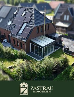 Architektur trifft Energieeffizienz - neuwertige Doppelhaushälfte - Nenndorf