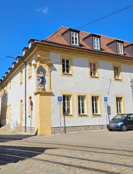 Wunderschöne 3 Zi.-Wohnung mit Balkon und 2 Stellplätzen - Erfurt