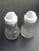 Fackelmann Zuckerdosierer Glas weiß 2 Zuckerstreuer zus. 4,- in 24944