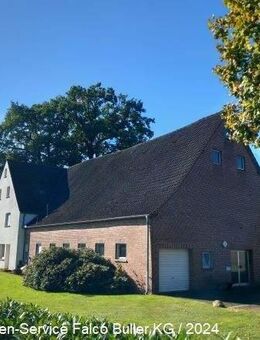 Resthof mit Stallungen und Scheunen - Preußisch Oldendorf