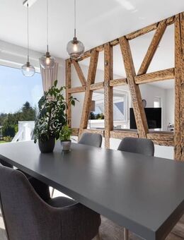 Sofort einziehen und die Natur genießen! Gepflegte, modernisierte Doppelhaushälfte mit großem Garten - Dobel