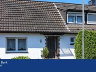 Massiv gebautes Einfamilienhaus mit Potential in begehrter Lage von Neuss-Reuschenberg - Neuss