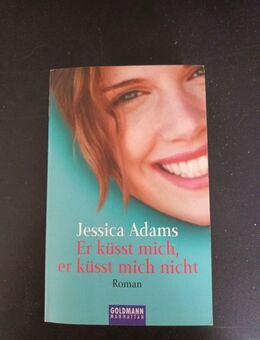 Buch / Roman Er küsst mich, er küsst mich nicht, Jessica Adams - Essen