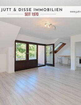 Modernisierte 1 Zimmer Dachgeschosswhg. mit sonnigem Balkon u. Garage in Rastatt - Rastatt