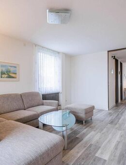 Gepflegte, charmante, möblierte 2-Zi. OG-Wohnung im Ferienpark von Immenstaad am Bodensee!! - Immenstaad (Bodensee)
