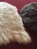 TEPPICHE -WÖLCKCHEN- *RUND DUNKELGRAU & LÄNGLICH WEISS* in 63762