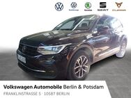 VW Tiguan, 1.5 TSI Life, Jahr 2023 - Berlin