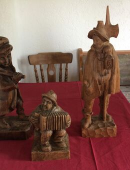 Holzfiguren / Figuren aus Holz - Vilshofen (Donau) Zentrum