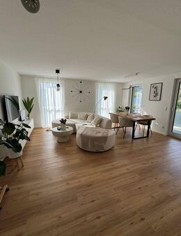 3-Zimmer-Neubau: Erstbezug mit Balkon, EBK, Aufzug & Garage - Lorch (Baden-Württemberg)