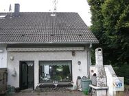 1-Familienhaus in ruhiger dennoch zentraler Lage von Merchweiler / Garage u. 2 Stellplätze - Merchweiler