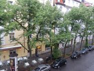 Charmante, großzügige 5 Zimmer Wohnung mit Lift am Elisabethmarkt im Herzen von Schwabing - München