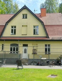 Landhausvilla mit zwei Wohneinheiten - Bad Belzig