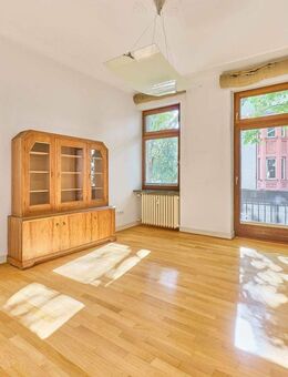 Stilvolle 4-Zimmeraltbauwohnung mit 2 Balkonen in der Belle Etage der Schwetzinger Vorstadt - Mannheim