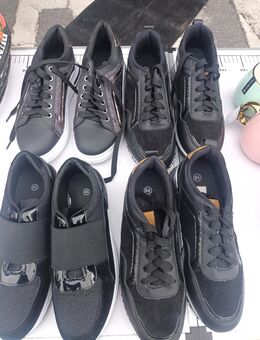 Ungetragende Damen Freizeitzeit Schuhe Grösse 39+40 - Duisburg