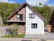 Freistehendes Zweifamilienhaus in ruhiger Wohnlage von Eschweiler-Weisweiler - Eschweiler