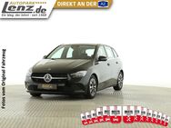 Mercedes B 180, , Jahr 2023 - Oelde Zentrum