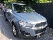 Chevrolet Captiva 2.2 D LS 2WD/Klima/PDC/7Sitzer/AHK - Bergisch Gladbach