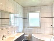 *** Schöne 4,5 Zimmer Wohnung mit zwei modernen Bädern, EBK, Balkon, Terrasse und Garten *** - Bad Steben