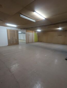 sanierte Kalthalle direkt an der A45 (230m²) - Herborn (Hessen)