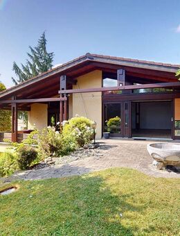 Ein Haus mit Charakter: Einfamilienhaus mit Einliegerwohnung und südlich ausgerichtetem Garten - Ravensburg