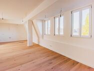Urbaner Luxus im Akazienkiez: Lichtdurchflutetes Penthouse mit Terrasse - Berlin