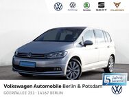 VW Touran, 1.5 TSI Highline Nvi, Jahr 2023 - Berlin