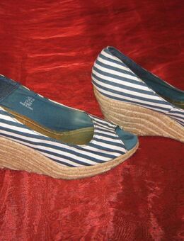 NEU * Marine * Sailor * Maritim * Navy * Streifen * Peeptoes * Wedges * Keilabsatz * Sandaletten ''H&M'' Gr. 39/ 6 * dunkel- blau * weiß * - Riedlingen