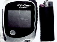 Accu Chek "Comfort" Blutzuckermeßgerät mit Stechhilfe und Tasche - Groß Gerau