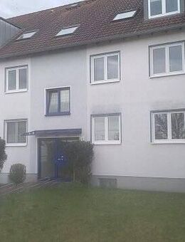 Bequeme EG Wohnung im Wohnpark Baujahr 1990 - Coswig (Anhalt)